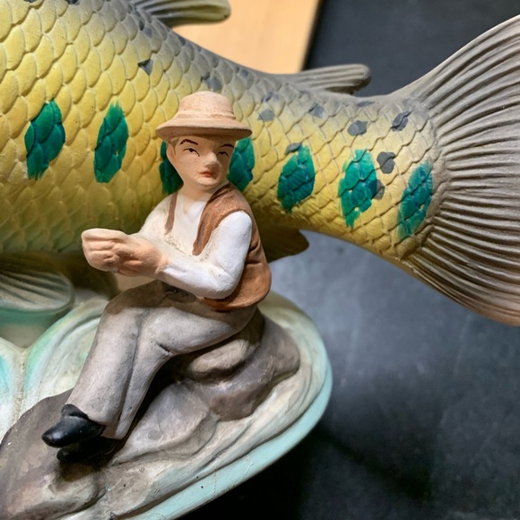 INARCO | Golden Trout Bisque Planter - Picture 4 of 10